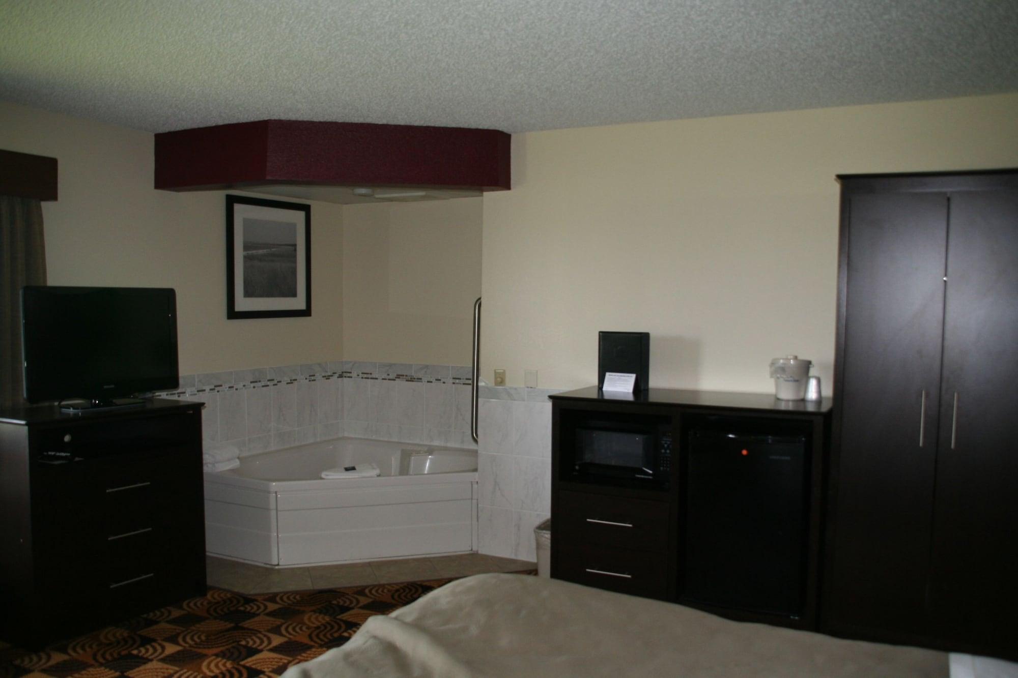 Americinn By Wyndham Elkhorn Near Lake Geneva Dış mekan fotoğraf